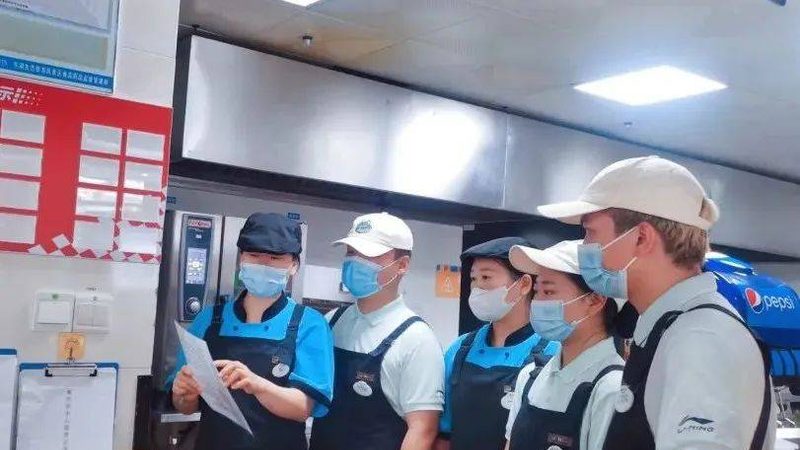 餐饮加盟店员工管理成本控制的关键因素