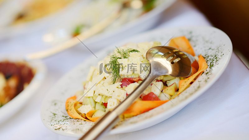 预制菜加热包装材质，你了解多少？**